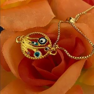 Adjustable gold bracelets